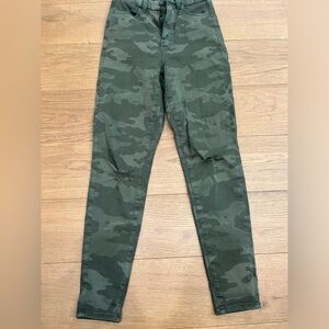 American eagle camo pants